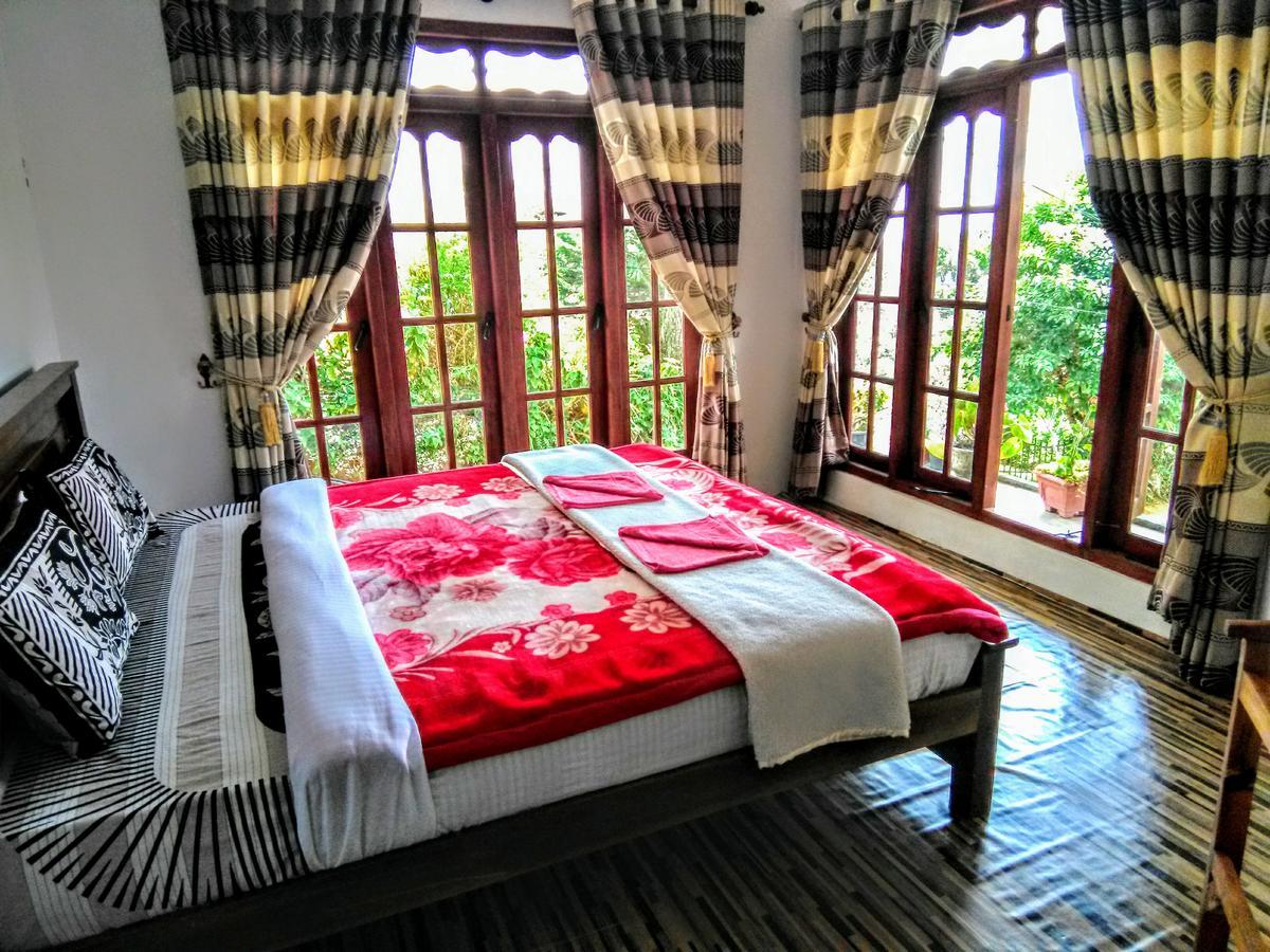 Travellers Nest Inn Нувара-Елія Екстер'єр фото